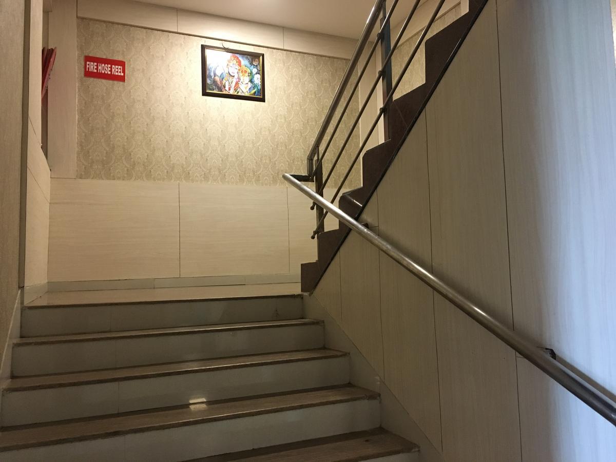 Kailash Presidency Hotel โบปาล ภายนอก รูปภาพ