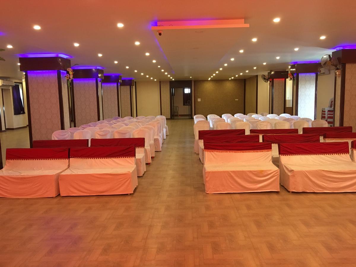 Kailash Presidency Hotel โบปาล ภายนอก รูปภาพ