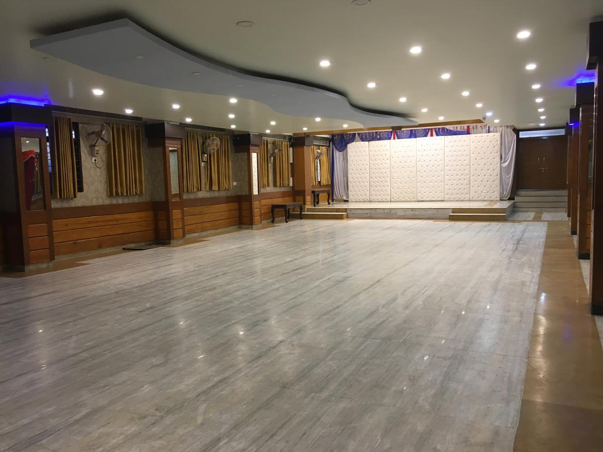 Kailash Presidency Hotel โบปาล ภายนอก รูปภาพ